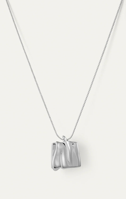 Sundra Large Pendant Necklace