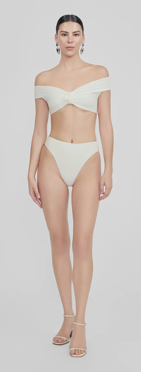 Sauco Two Piece